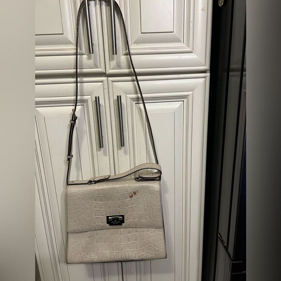 Kate Spade Bucket Crossbody Leather Bag New with defects - Picture 1 of 16